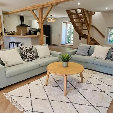 Διαμέρισμα L'ostau 4 Etoiles Les Echappees Belles Antignac